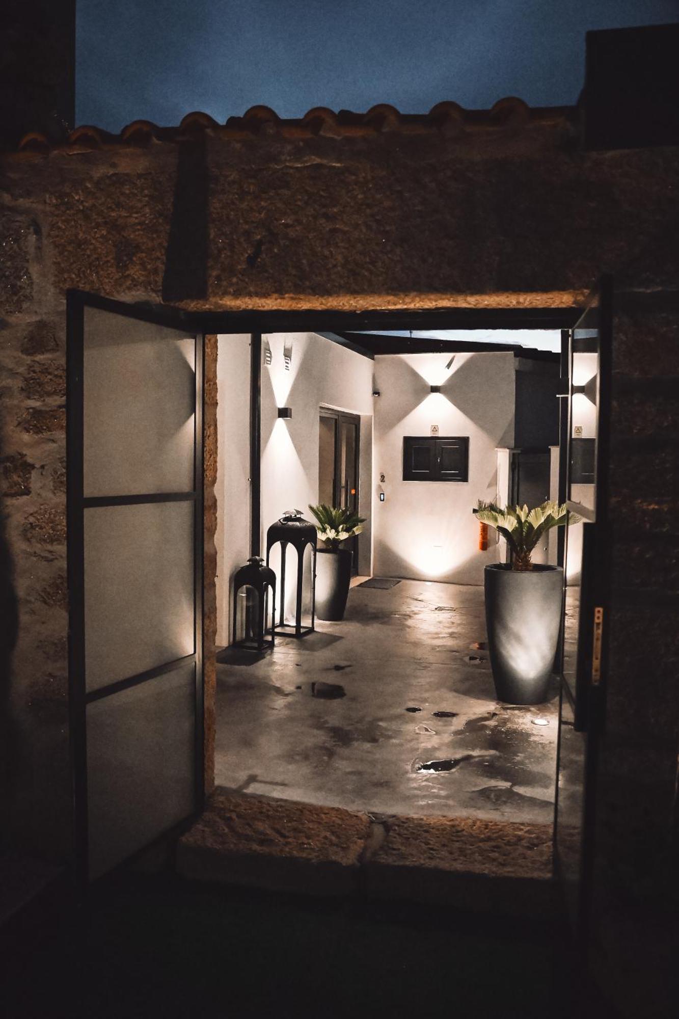 Paducho Studios Valpaços Buitenkant foto