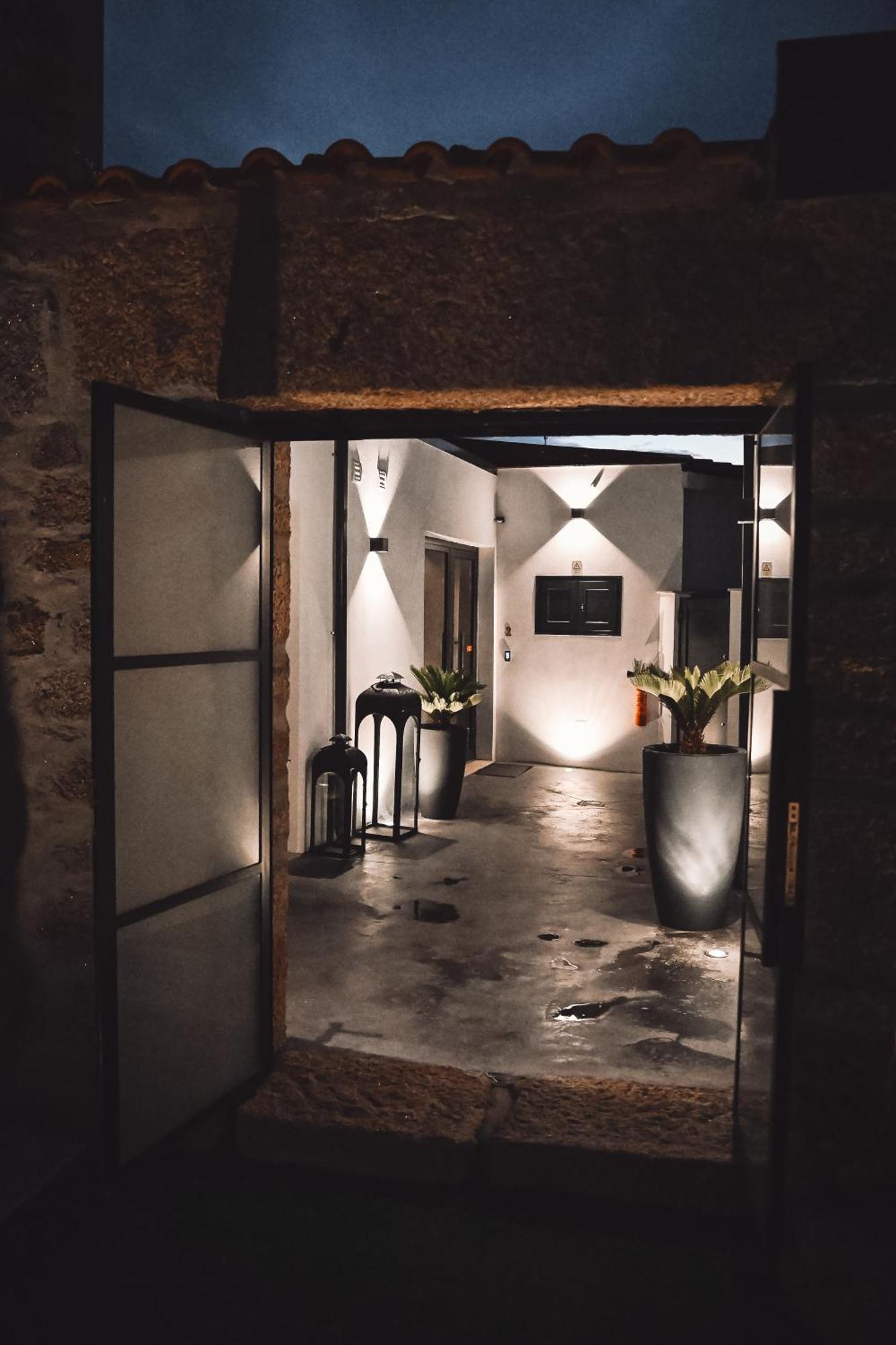 Paducho Studios Valpaços Buitenkant foto